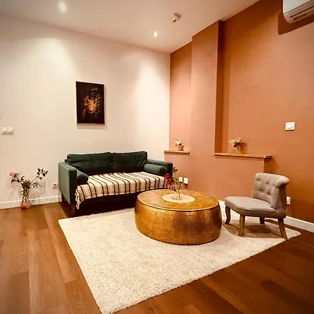 Διαμέρισμα Nancy-Place, Colline, La Suite Jacuzzi, Cinema, Clim Νανσύ